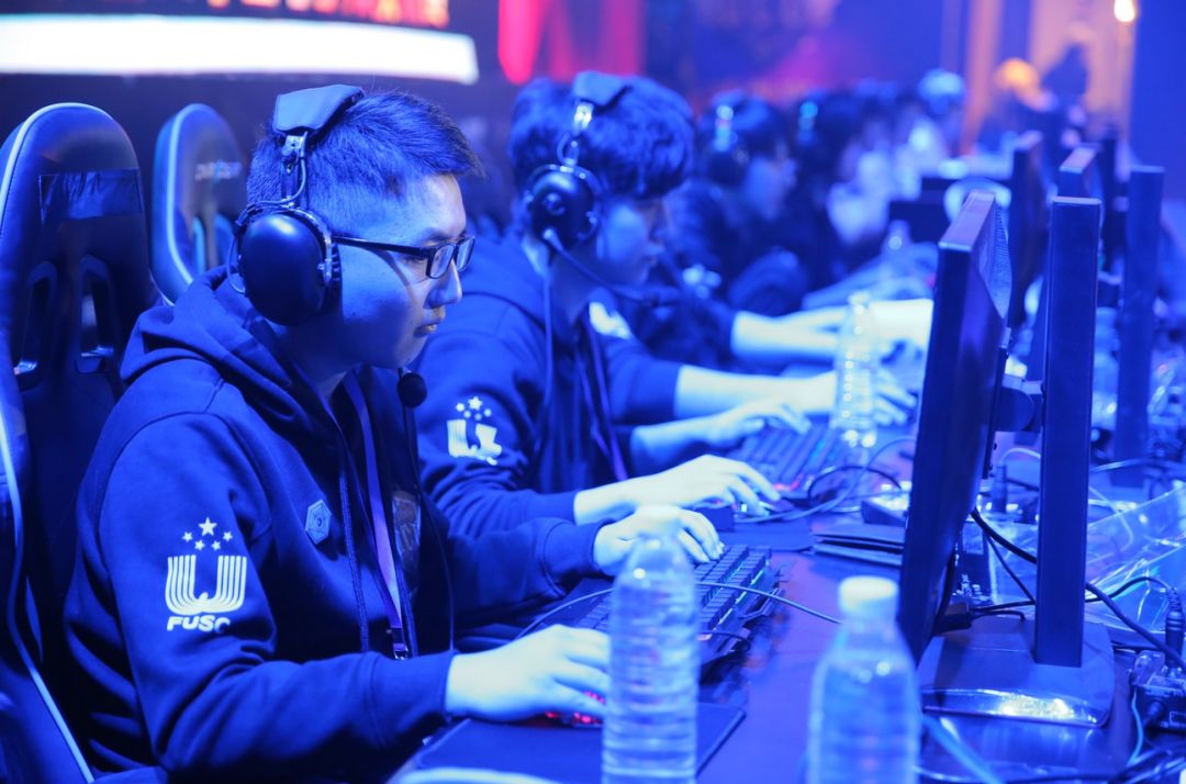 攻手连续下 攻手连续下