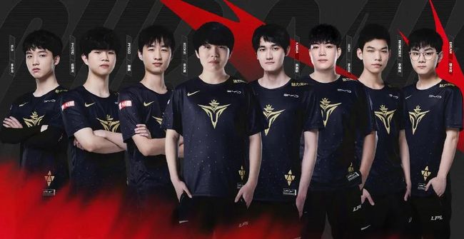 通过加拿大 通过加拿大